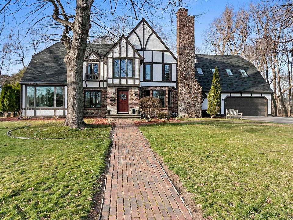 1st image of 822 Grant Pl