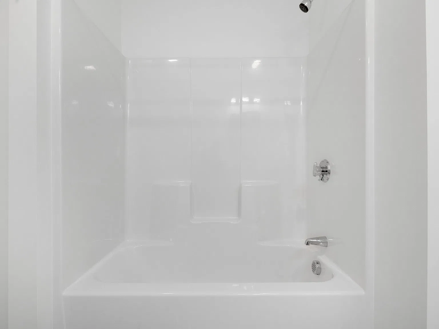 434 Main St — Photo 3