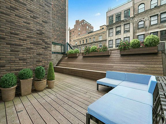 3rd image of 32 E 10th St #1