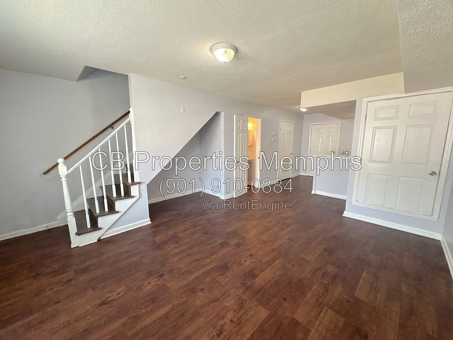 2 bed, 1.5 bath, 990 sqft, $850 — Photo 3