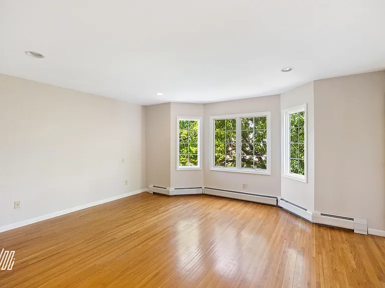 136 Fulton Ave #A — Photo 18