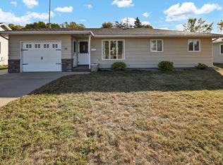 32 5th Ave N, Waite Park, MN 56387