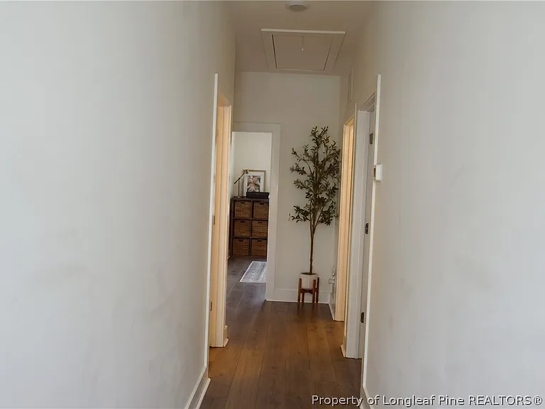 486 Falls Creek Dr — Photo 12