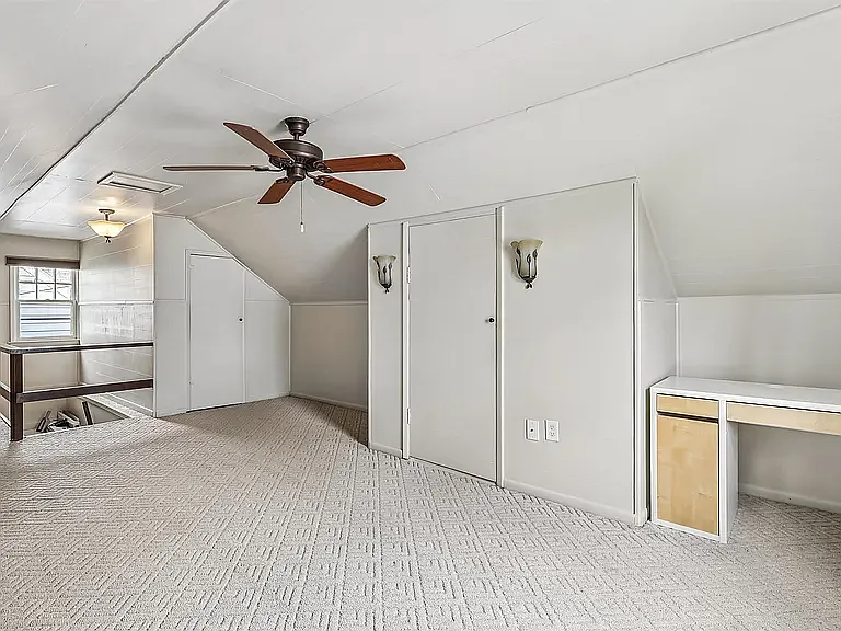1418 57th Pl — Photo 16