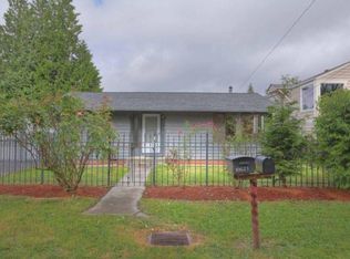 10621 3rd Ave SW, Seattle, WA 98146