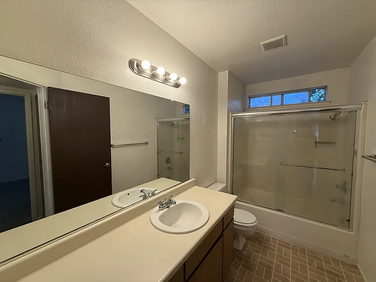 432 W Sacramento Ave #B — Photo 7