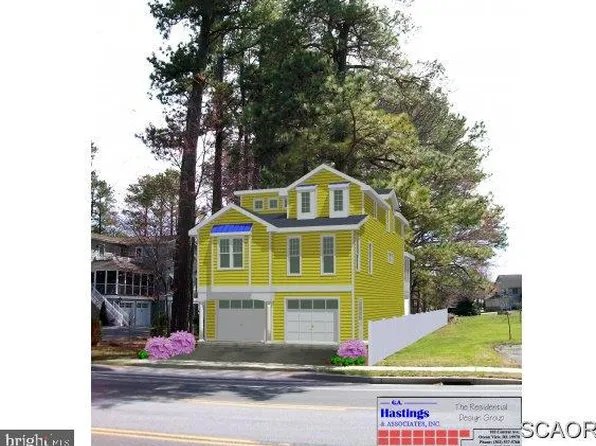 818B Garfield Pkwy, Bethany Beach, DE 19930