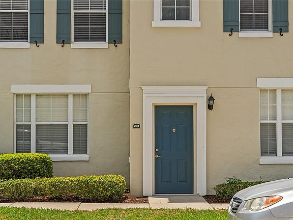 2nd image of 714 SIENA PALM DRIVE #201