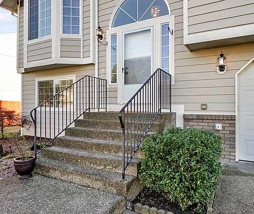 3rd image of 5710 208th Street Ct E