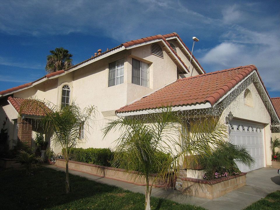 COMPLIMENTS OF PARK PLACE REAL ESTATE