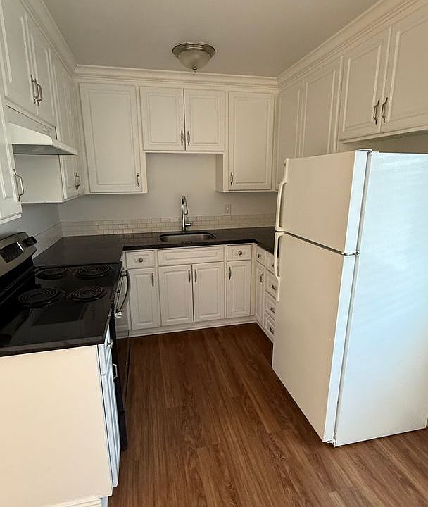 1st image of 2327 Pruneridge Ave APT 8