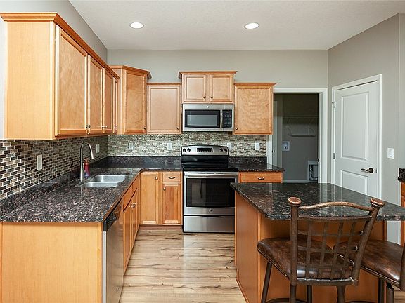 4th image of 1459 Indigo Dr SE