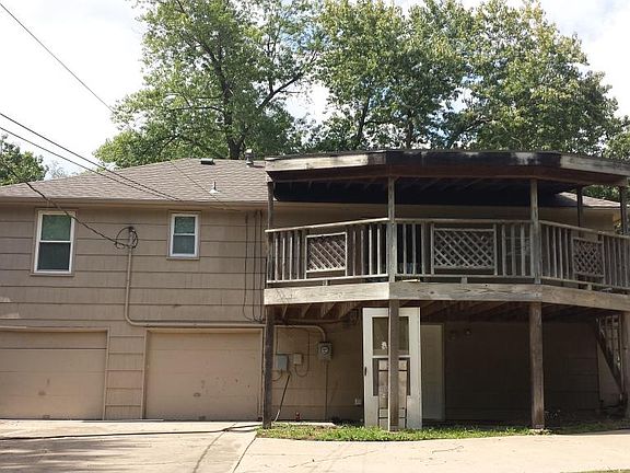 2nd image of 8715 Stark Ave