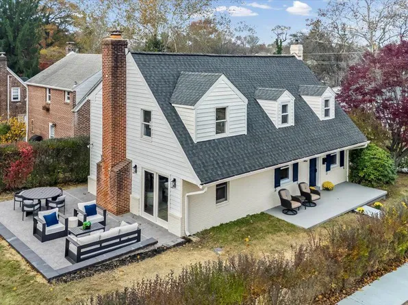 222 N Overhill Rd, Media, PA 19063