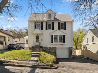 14 Mayfair St, Worcester, MA 01603