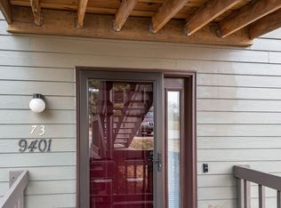 9401 S Pointe Retreat Dr, Bloomington, IN 47401