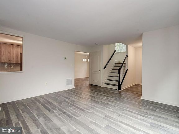 4th image of 16338 Brook Trail Ct