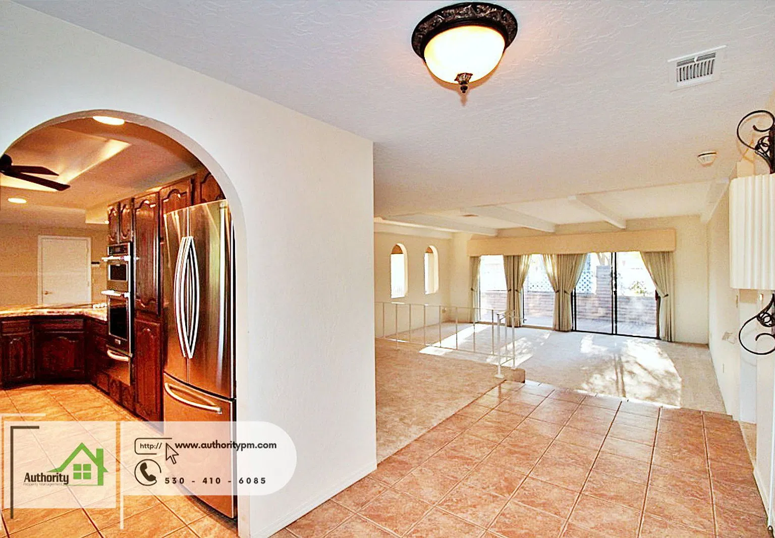 4 bed, 2.0 bath, 2945 sqft, $3,500 — Photo 4
