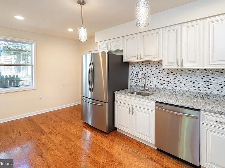 5321 Gay St NE — Photo 14