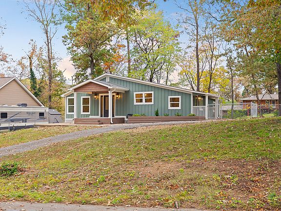 3rd image of 17 Bohr Dr