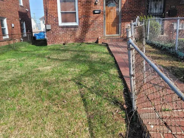 1193 46th Pl SE, Washington, DC 20019