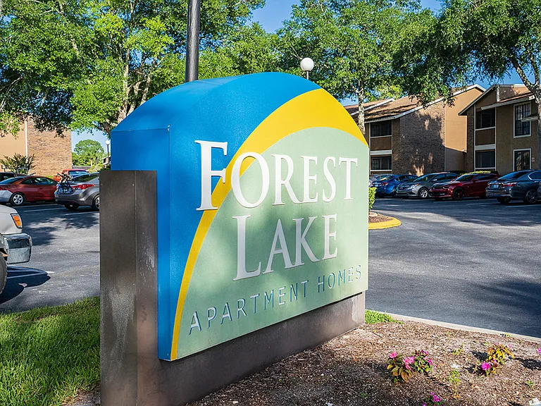 Forestlake Apartments — Photo 41