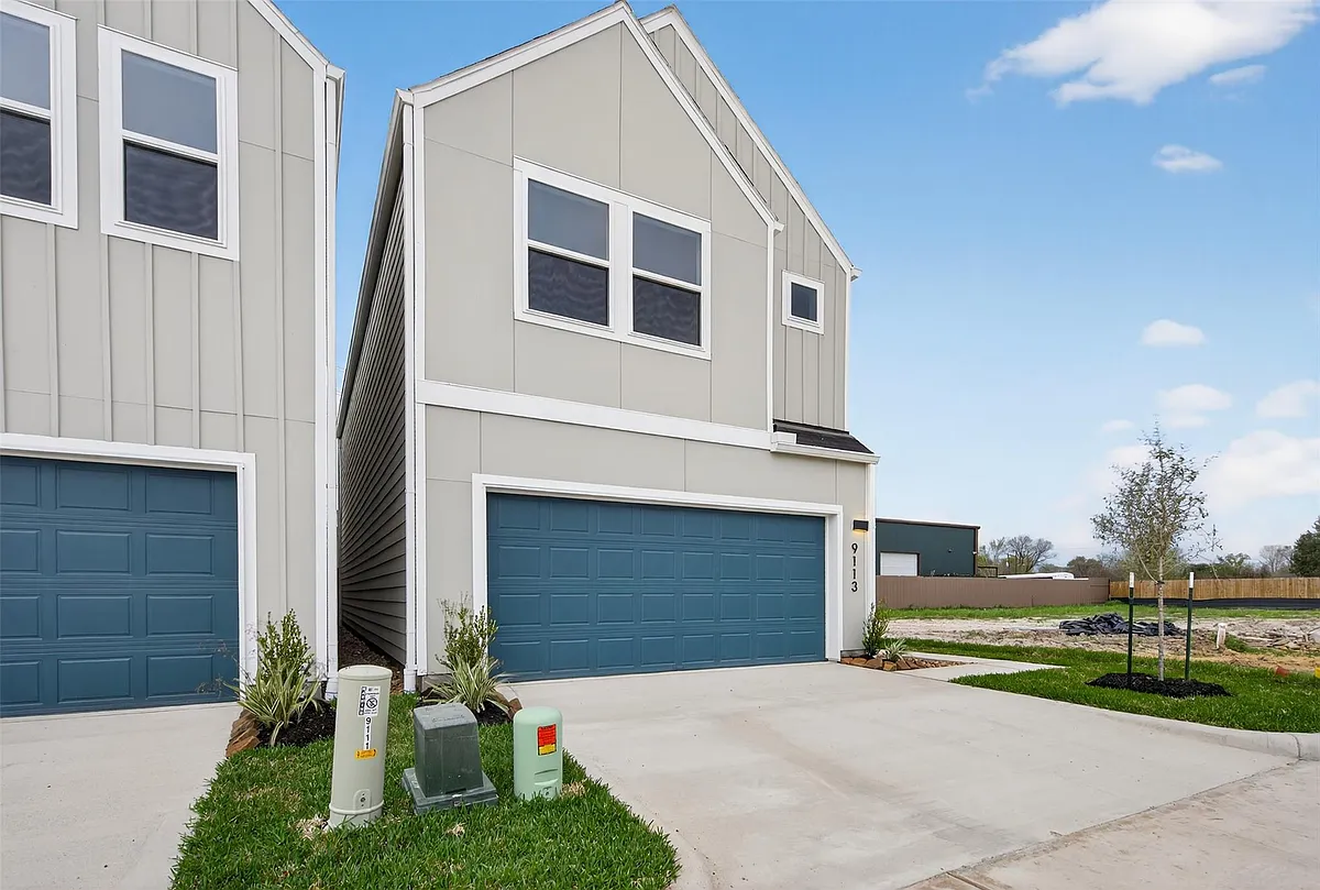 Building Photo - 9113 Highland Northern Way