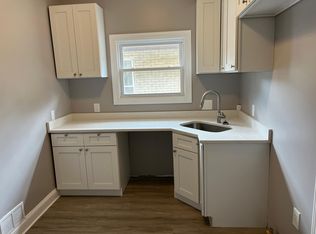 242 Elizabeth St #1, Calumet City, IL
