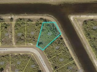 301 Paulcrest Ave, Lehigh Acres, FL 33974