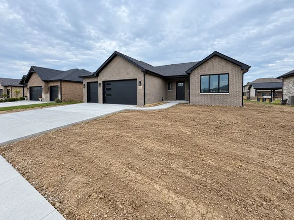 125 Primrose Dr, Dyer, IN 46311
