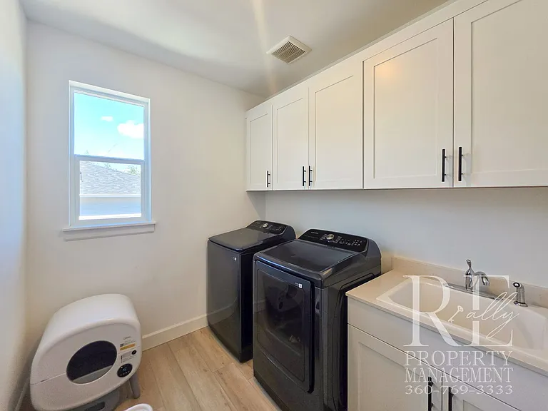 10607 Treasure Dr NW — Photo 40