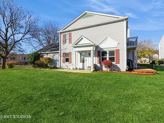 3rd image of 2531 Prairieview Ln S #2531