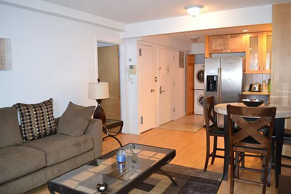 Rented by Urban Living | media 36