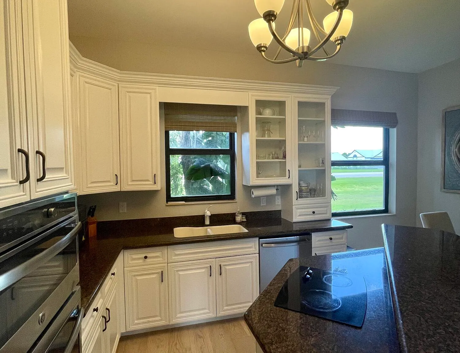 2 bed, 1.0 bath, 1000 sqft, $6,500 — Photo 3