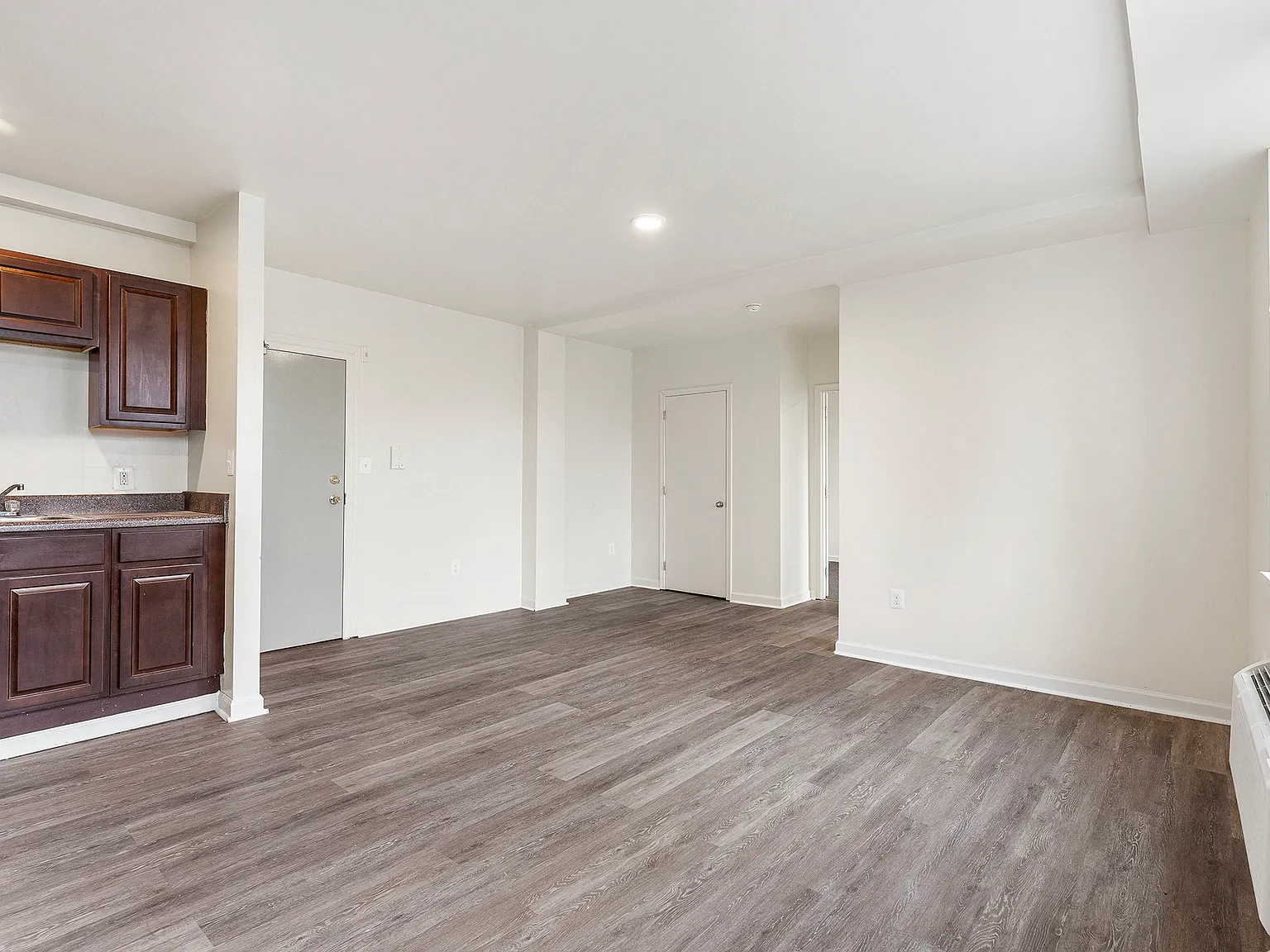 Haverford Apartments — Photo 3