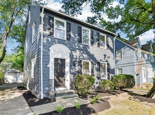906 Keystone Dr, Cleveland Heights, OH 44121