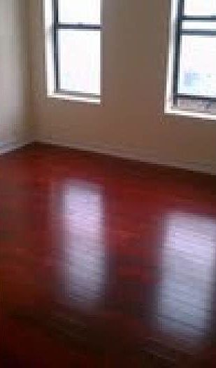 2nd image of 562 W 142nd St