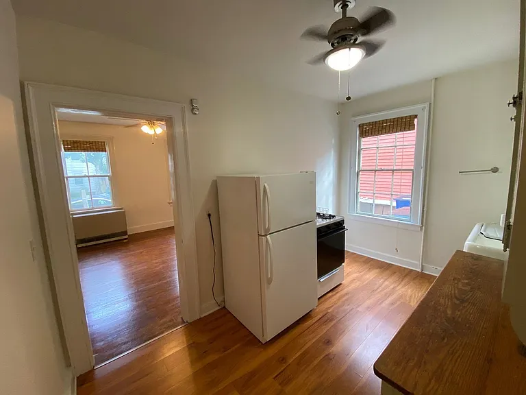 137 Nicoll St. — Photo 12