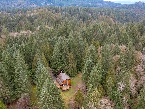 2nd image of 3723 Bayne Rd