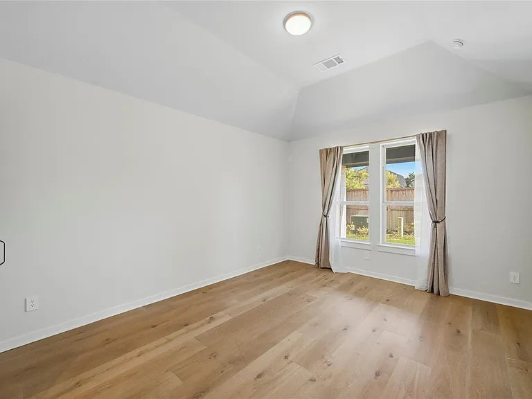 29821 Ellwood Ln — Photo 18
