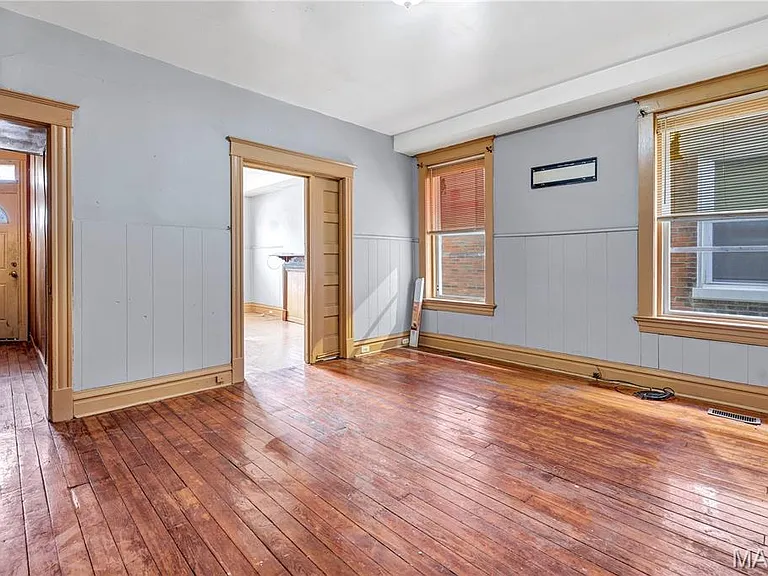 2207 Angelica St — Photo 6