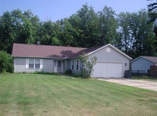 7611 Lake Rd, Madison, OH 44057