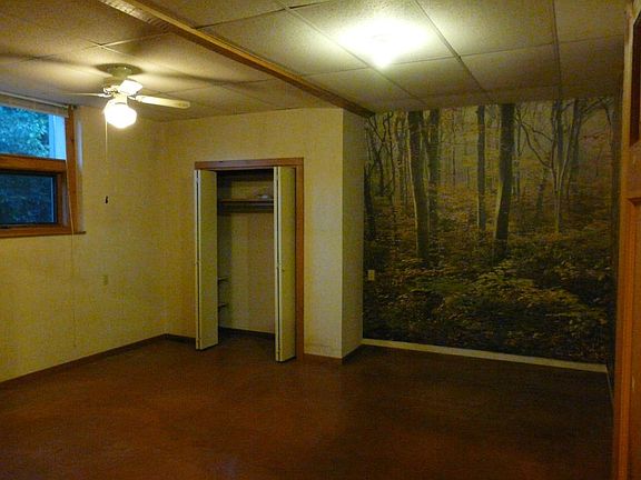 Downstairs master bedroom