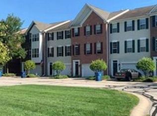 5569 Trammel Ct, Carmel, IN 46033