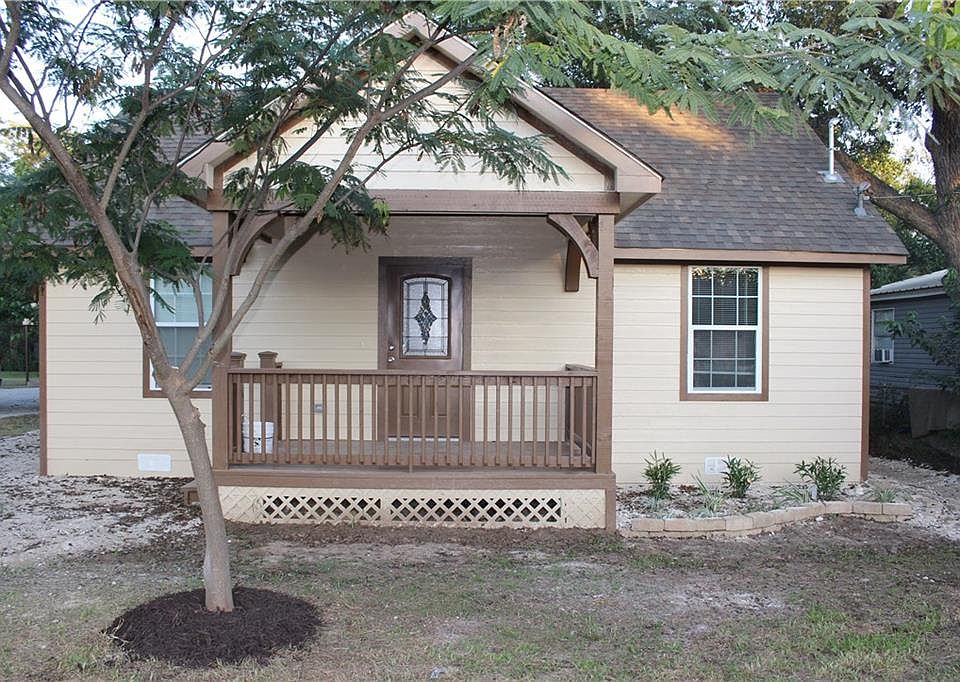 1st image of 502 White St