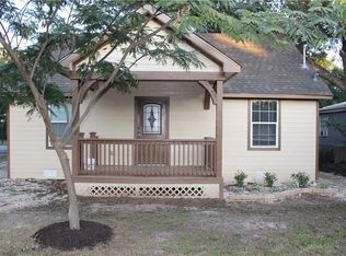 502 White St, Whitesboro, TX 76273
