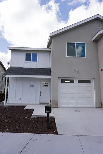 6256 E Lake Dr Photo 1