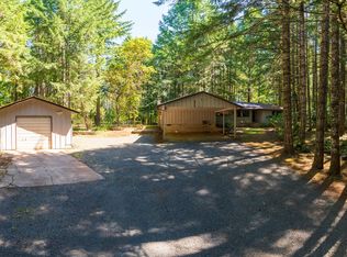 24829 High Pass Rd, Junction City, OR 97448