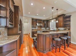 2221 Voorhees Ave, Redondo Beach, CA 90278