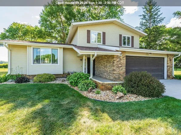122 Pioneer Valley Dr, Sergeant Bluff, IA 51054